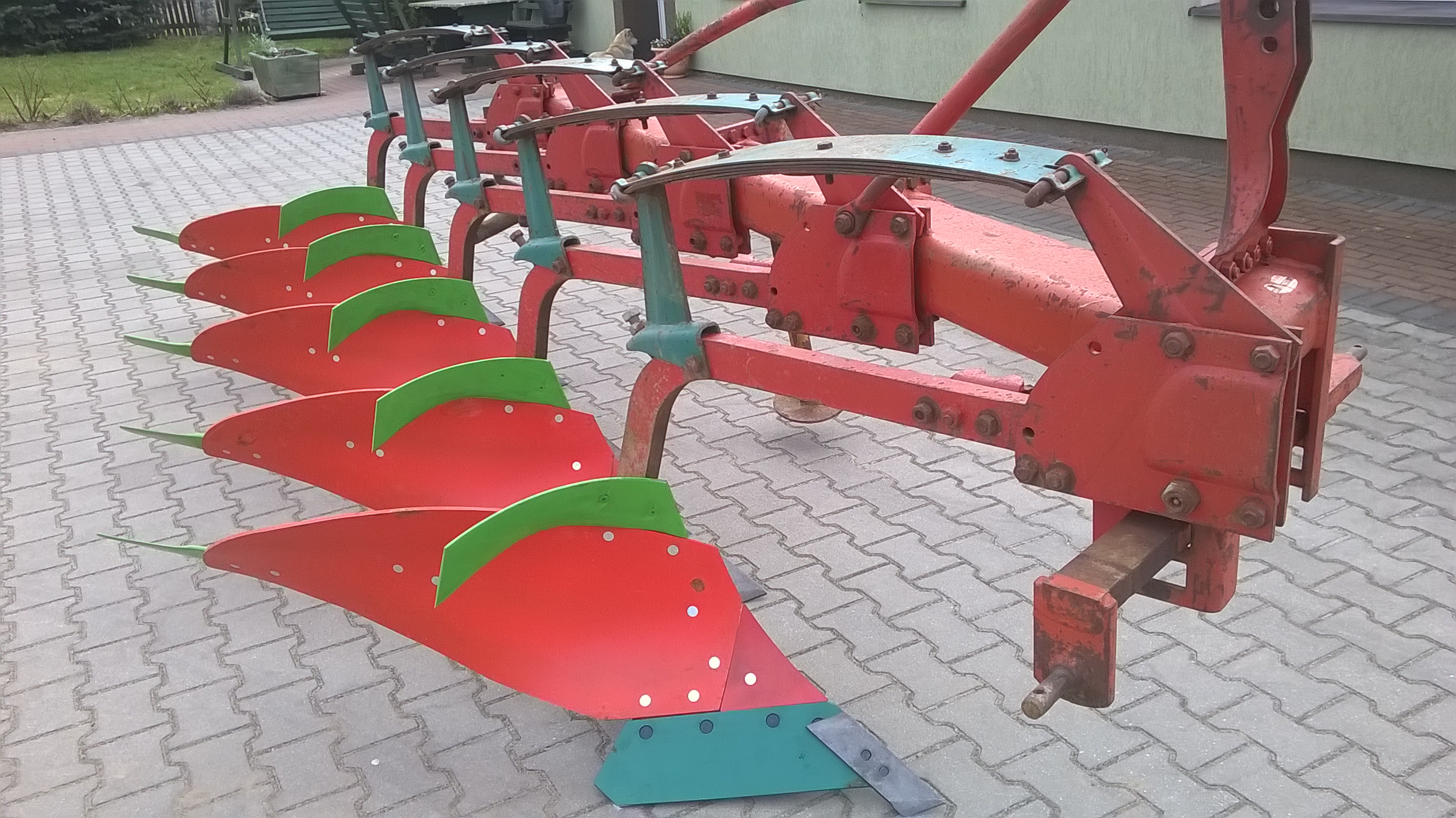 Sprzedam 5 skibowy pług  kverneland