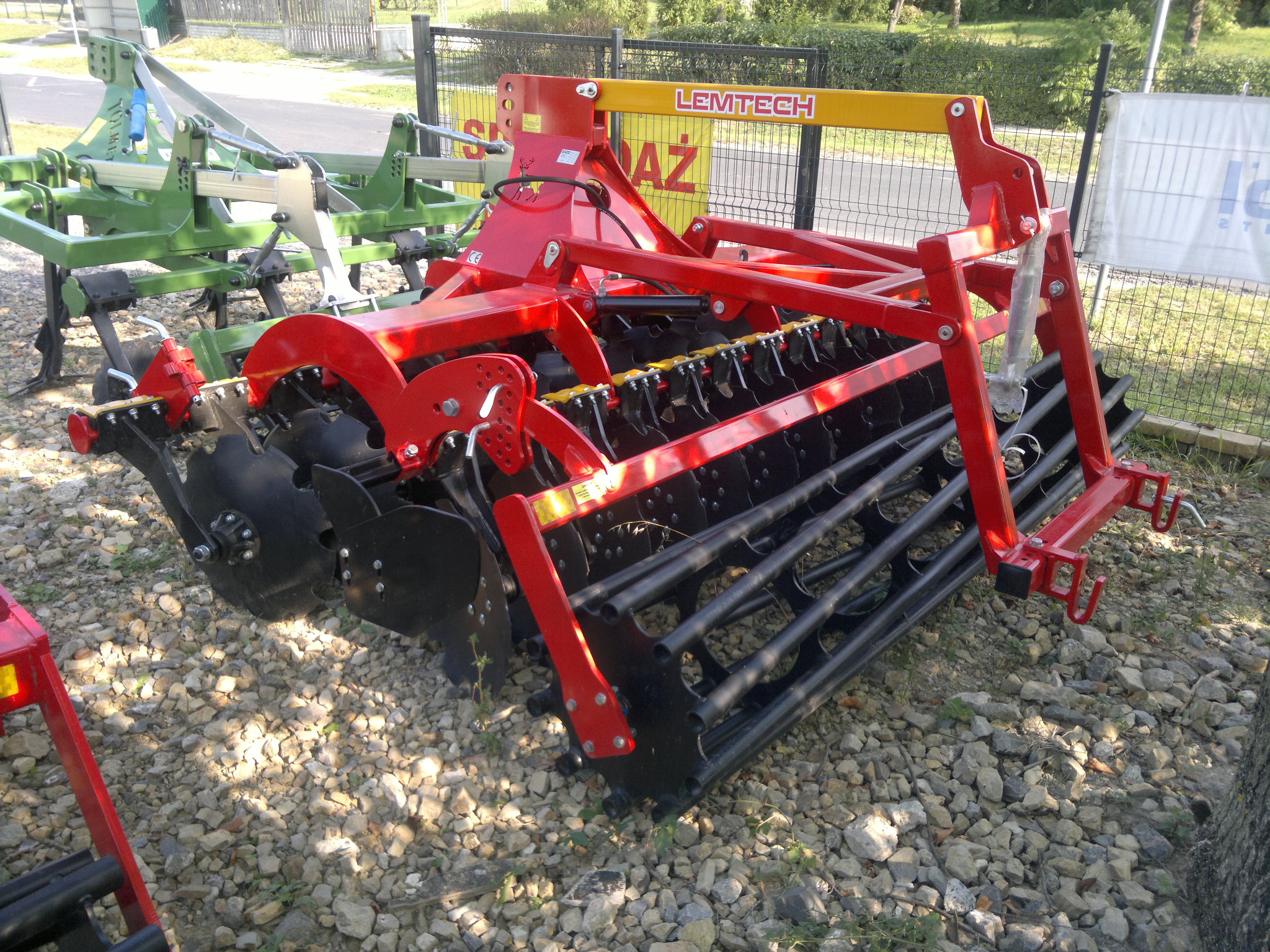 Agregat uprawowo-siewny talerzowy 3m talerz 560mm