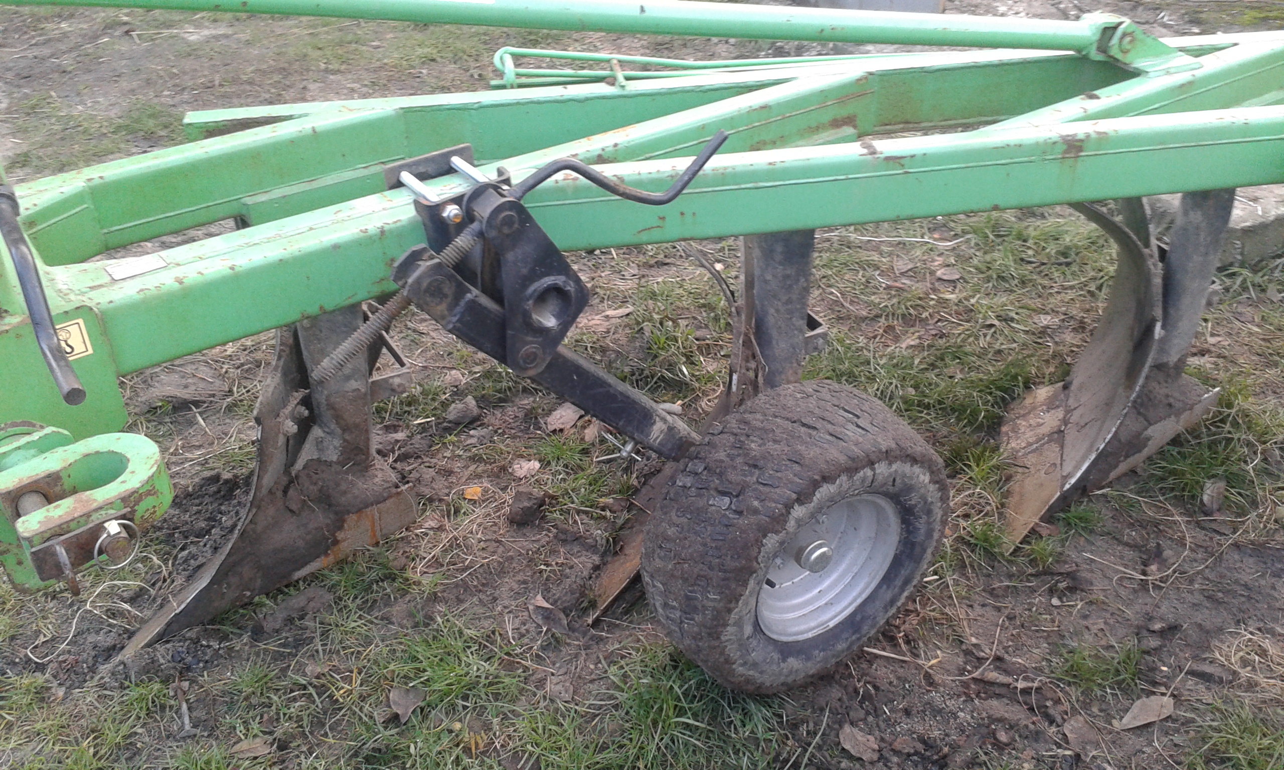 Pług 4 Bomet 