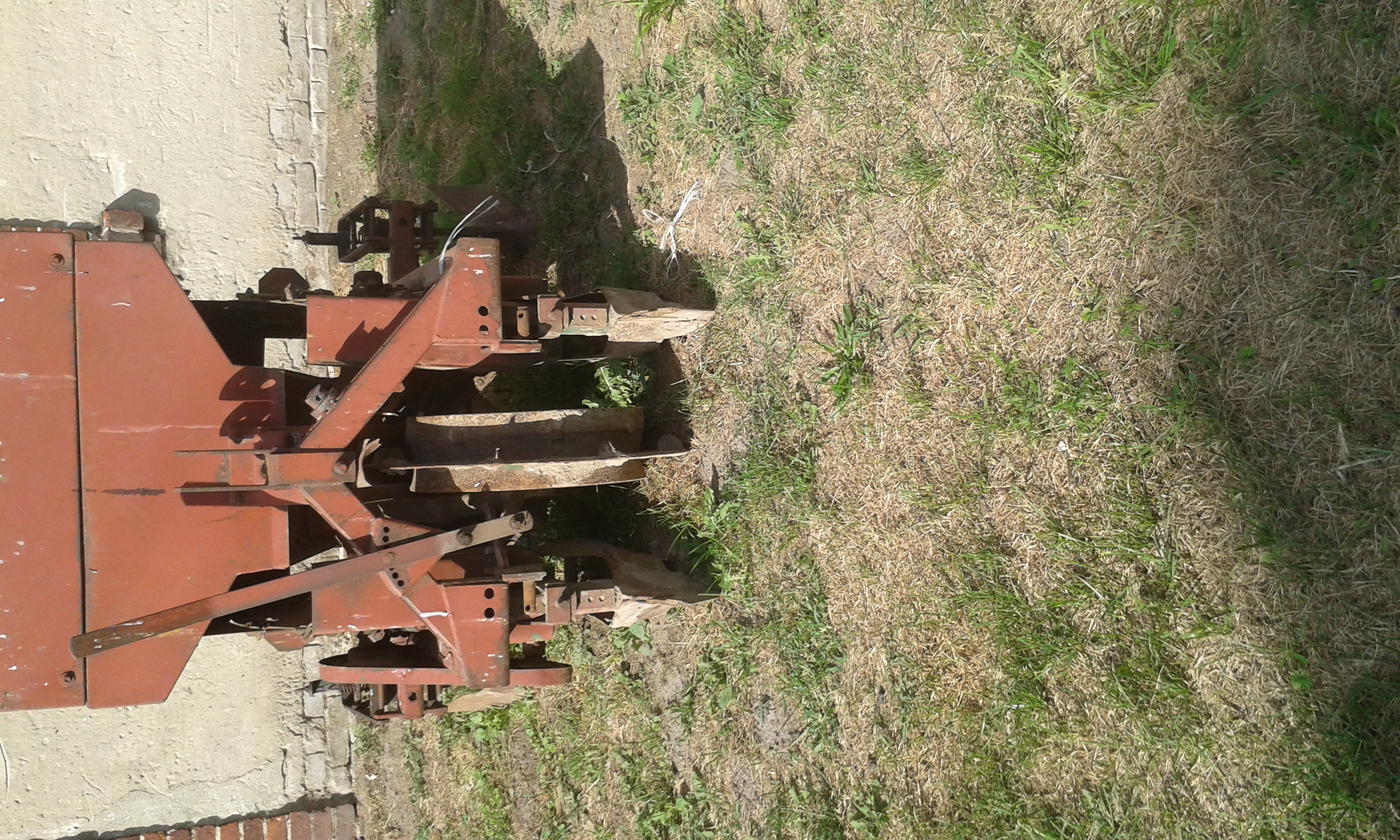 Mam do sprzedania sadzarkę do ziemniaków