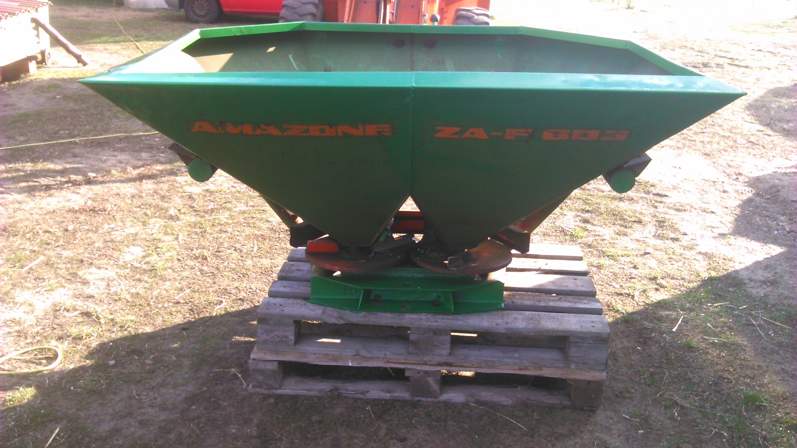 Rozsiewacz Amazone ZA-F 603