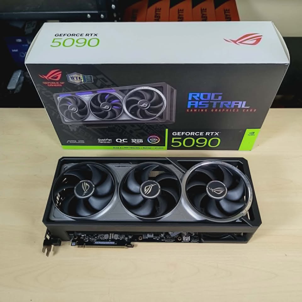 GeForce  RTX 5090 , RTX 5080, RTX 5070 Ti , RTX 5070 , RTX 4090 , RTX 4080 Super,  RTX 4080 , RTX 4070 Ti Super,  RTX 4070 Ti , RTX 4070 Super